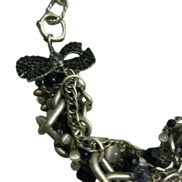 Chunky Silver Tone Chain Statement Necklace w Black Beaded Bow Pendant - Picture 2 of 2
